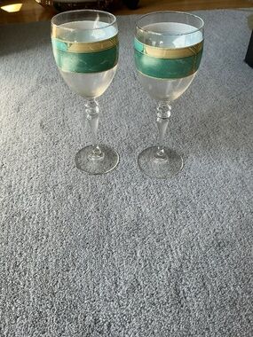 Vintage Luminarc Cortina wine glasses, a pair